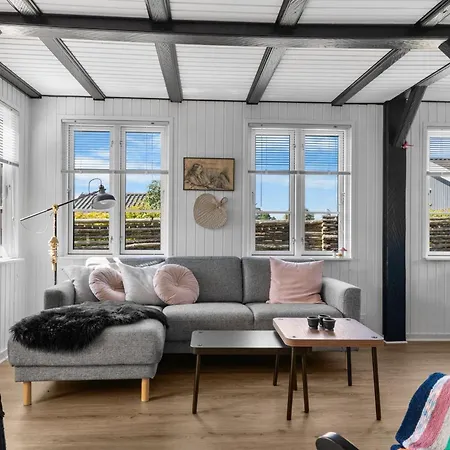 Gorica - 150m From The Sea By Interhome Semesterbostad *